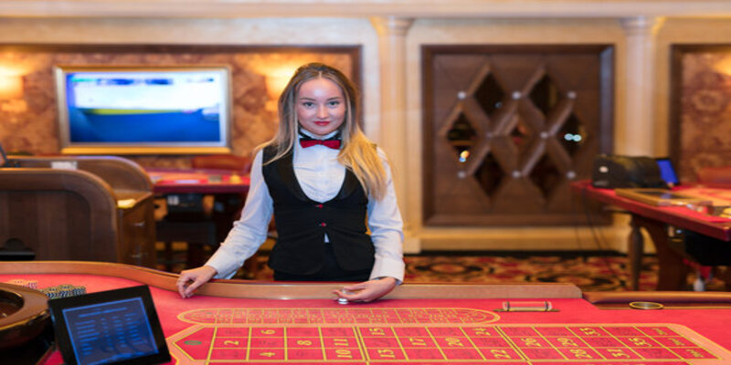 Vai trò của Roulette Dealer trong Casino